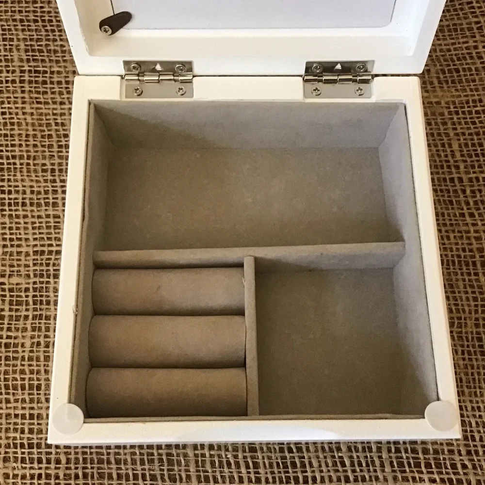 Picture frame top jewelry box